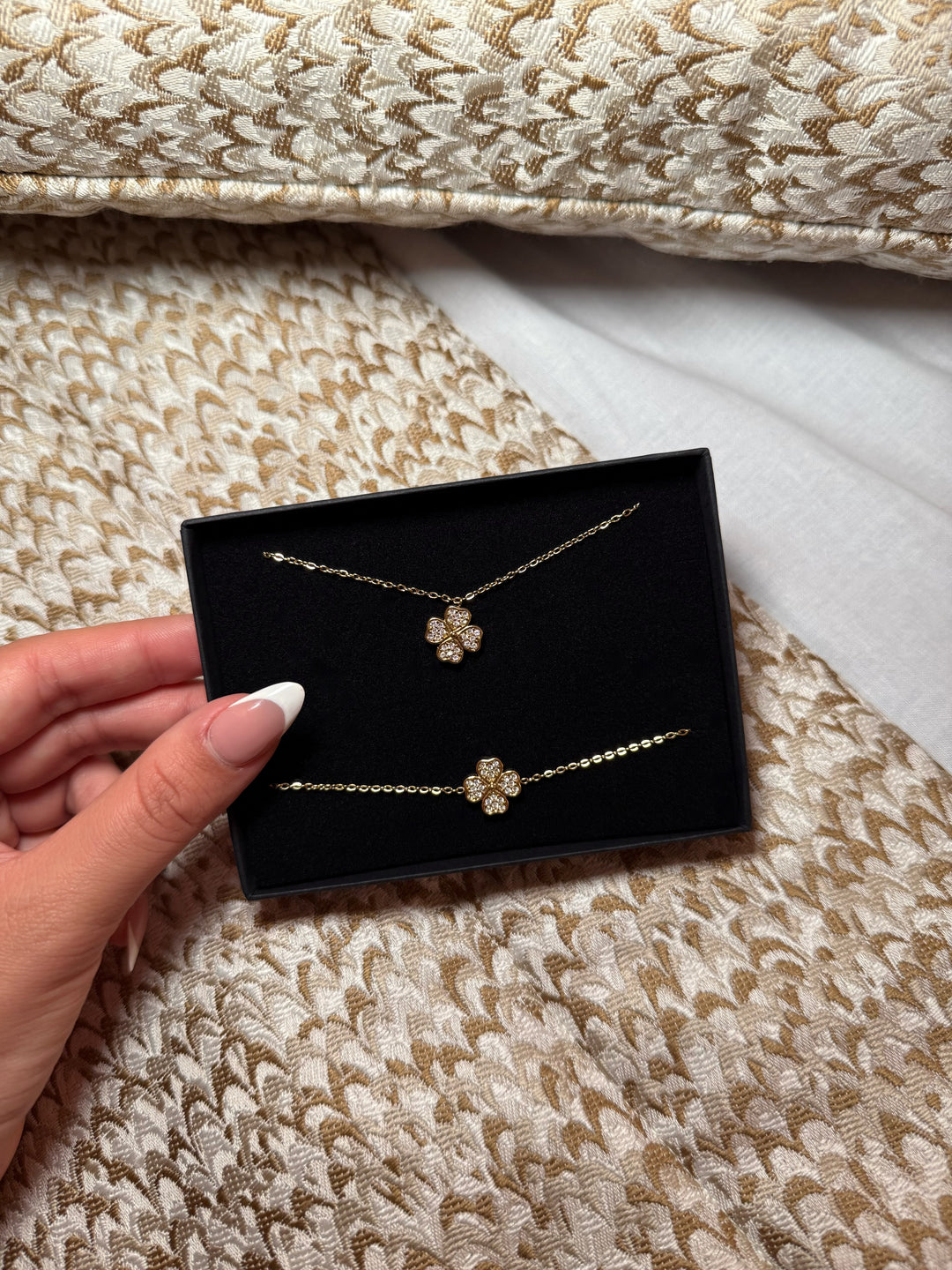 ENSEMBLE PARURE COLLIER + BRACELET « LÉYA »